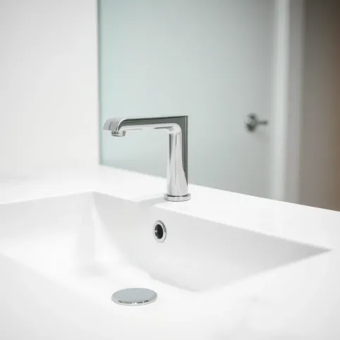 Jaka bateria do umywalki wpuszczanej w blat