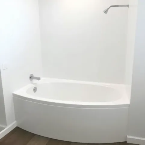 wanna narożna z prysznicem